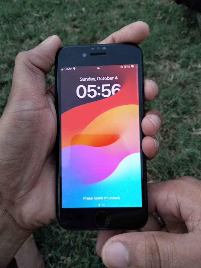Apple iPhone SE 3