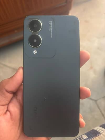 Vivo Y17s