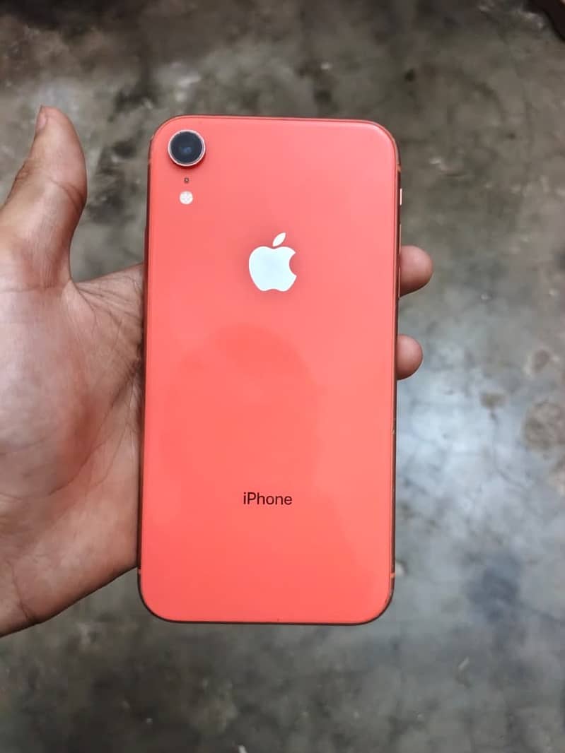Apple iPhone XR 0