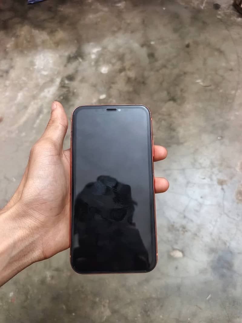 Apple iPhone XR 1