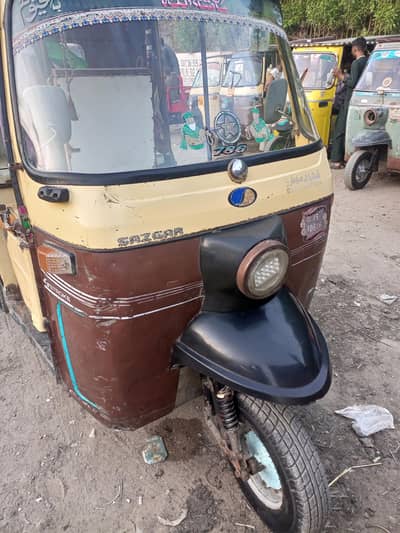 2015 ka model hai