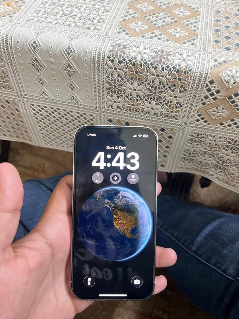 Apple iPhone 14 Pro 2