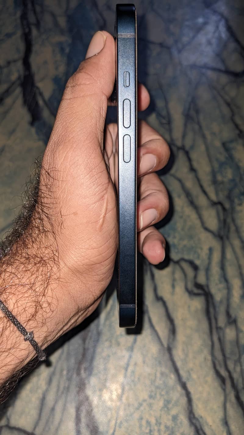 Apple iPhone 14 1