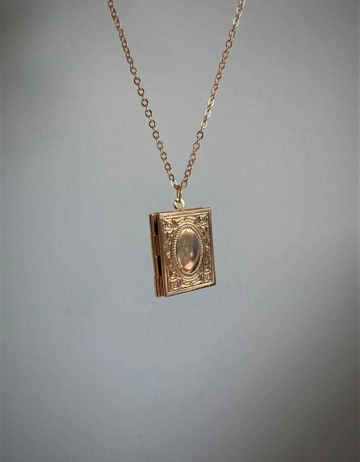 book locket 0