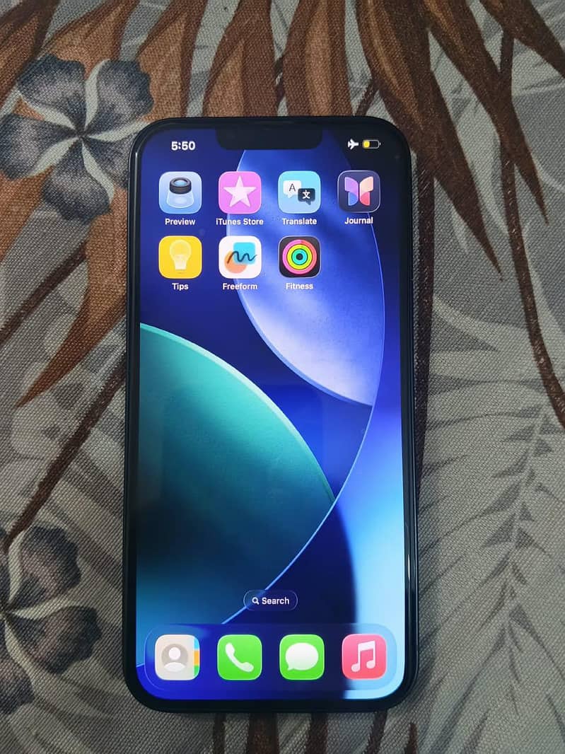 Apple iPhone 13 6