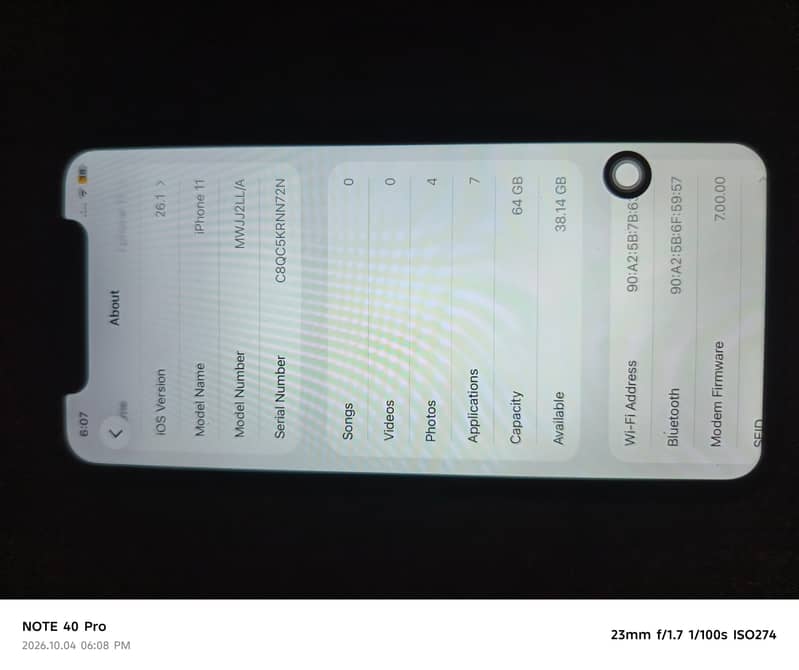 Apple iPhone 11 4