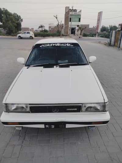 nissan SUNY auto gear orignal condition pindi nambar