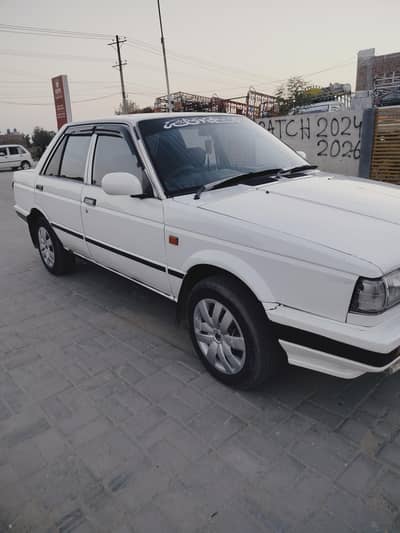 nissan SUNY auto gear orignal condition rawal pindi nambar