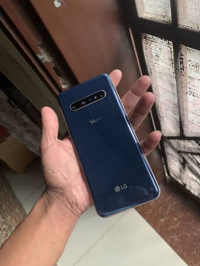 Ly v60 8…. 128GB only phone