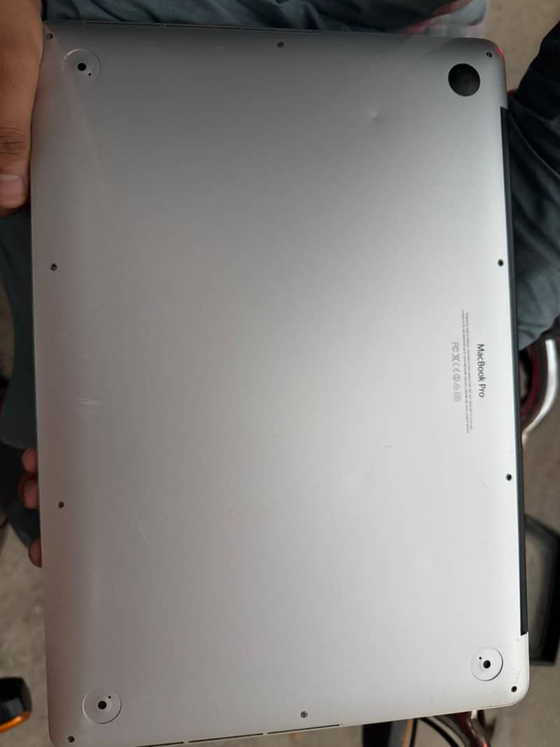 MacBook pro  2013 1