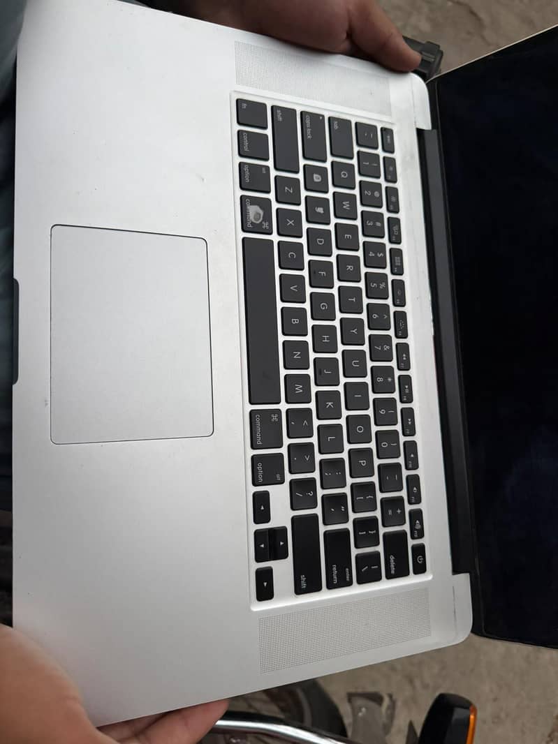 MacBook pro  2013 2