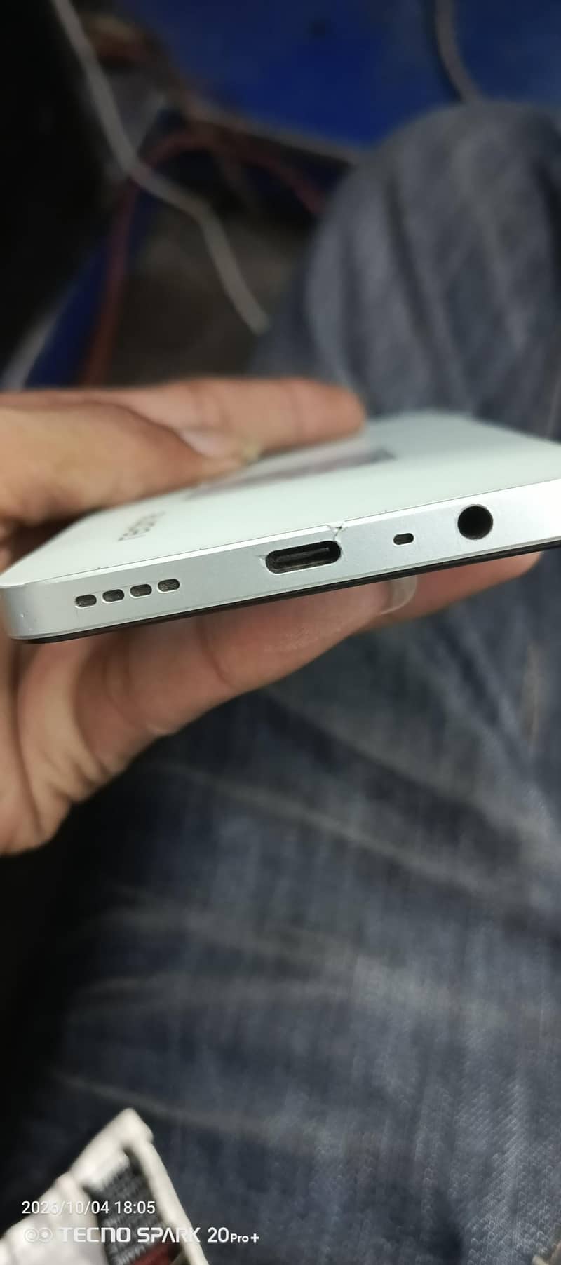 Realme Note 60x 4