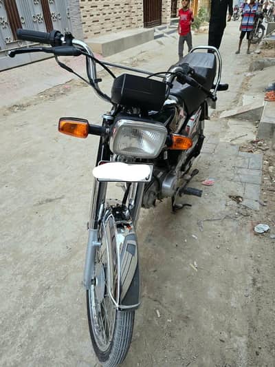 HONDA CD 70