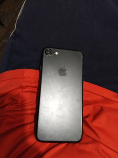 Apple iPhone 7