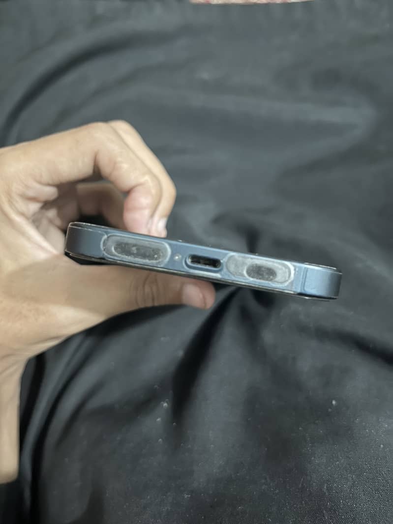 Apple iPhone 13 JV 2