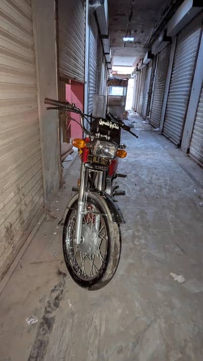 Honda 125 Red 2026