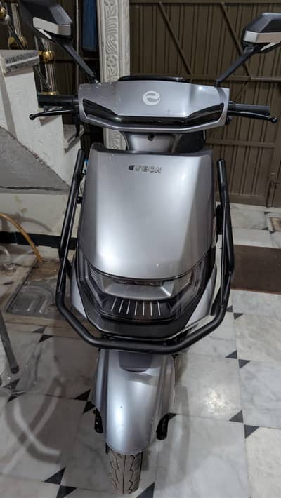 Eveeon  electric scooty