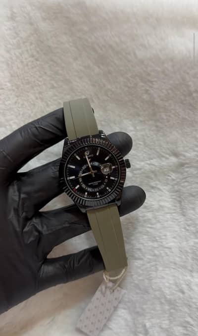 Luxury Men’s Watch ⌚ | Stylish & Premium Look