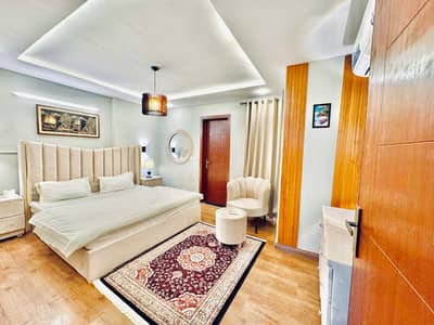 Daily basis weekly basis one bedrooms fully furnished luxury apartments available for rent Gulberg greens Islamabad