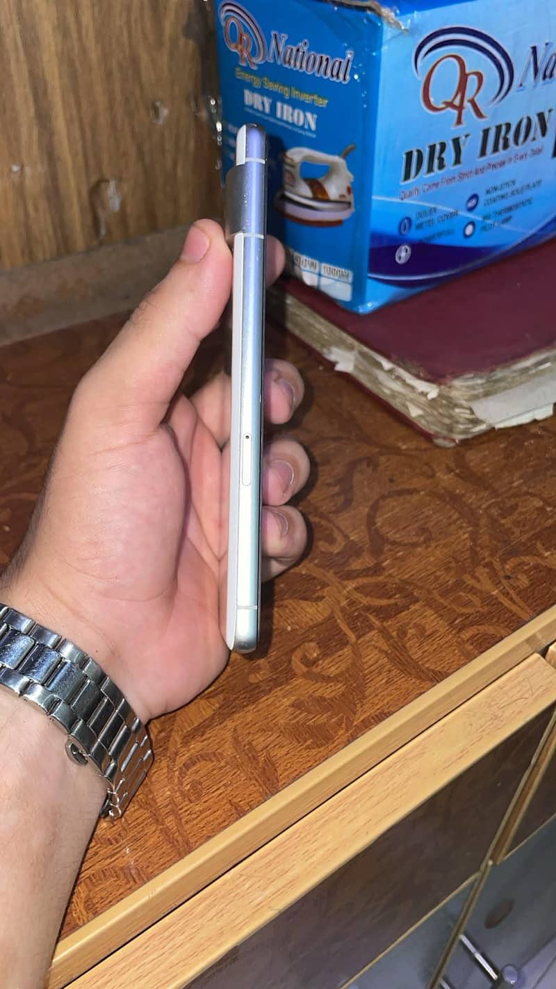 Google Pixel 7 6