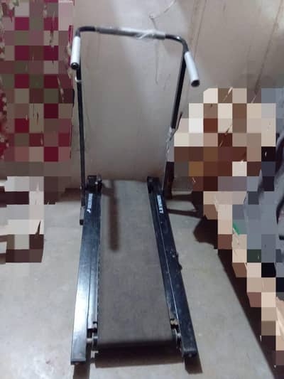 Menual treadmill for sale perfect condition urgent sale