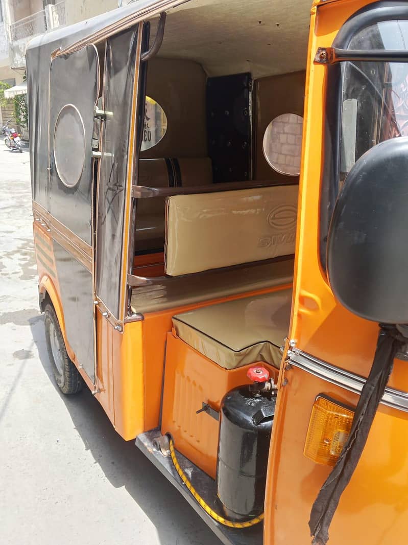 auto rickshaw 2