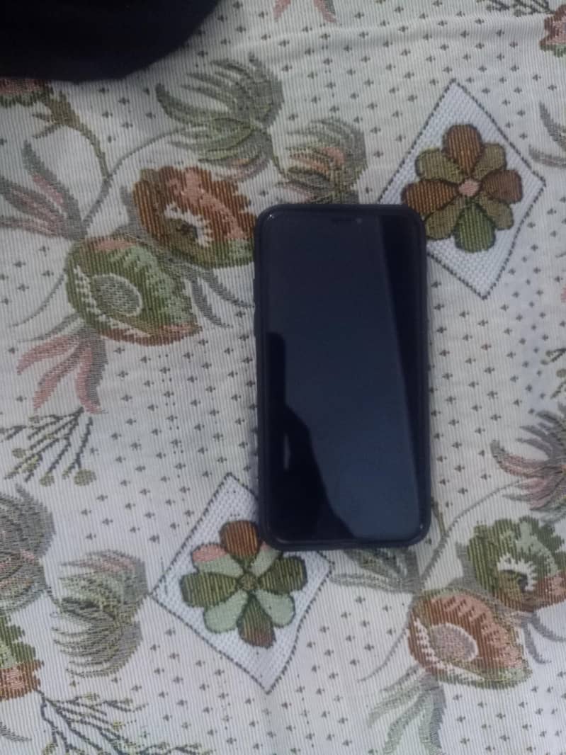 Apple iPhone X 6