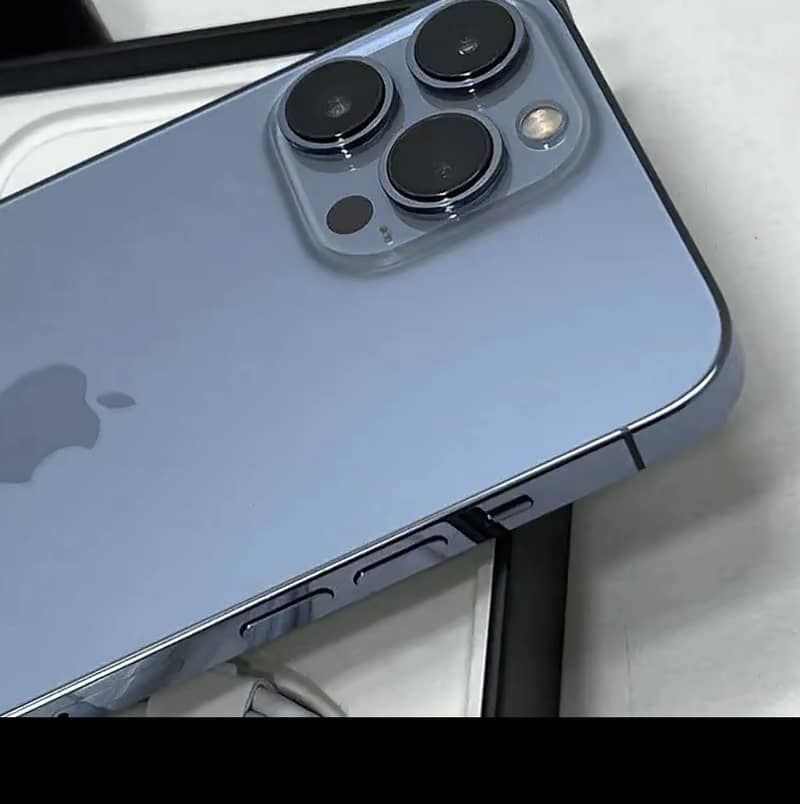 Apple iPhone 13 Pro Max 3