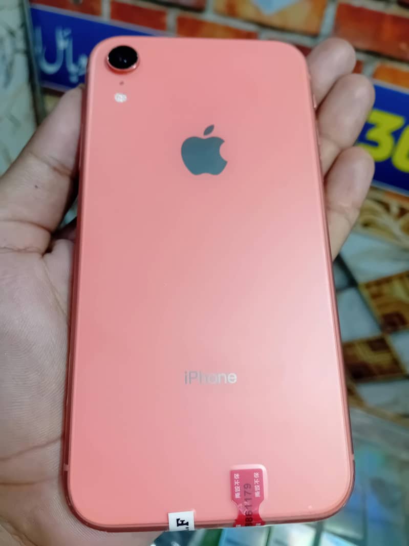 Apple iPhone XR 0