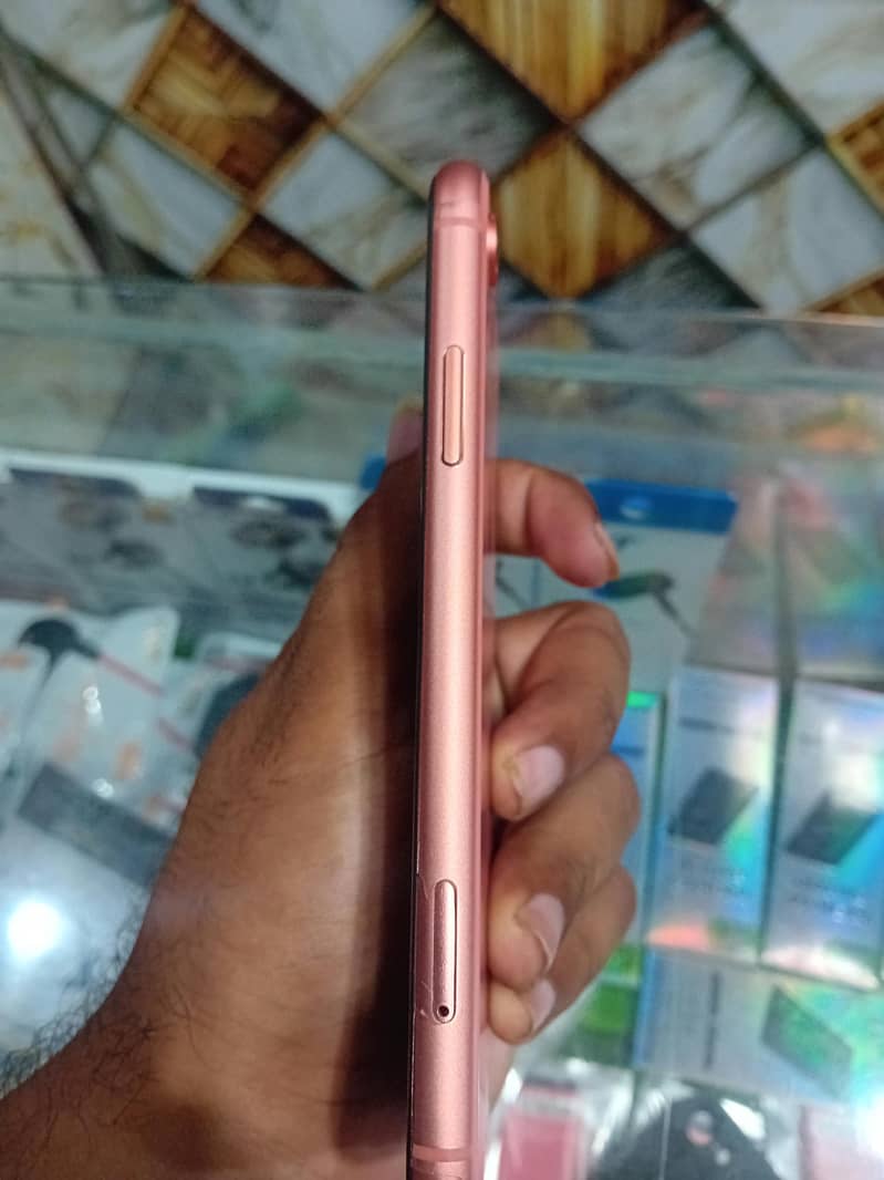 Apple iPhone XR 2