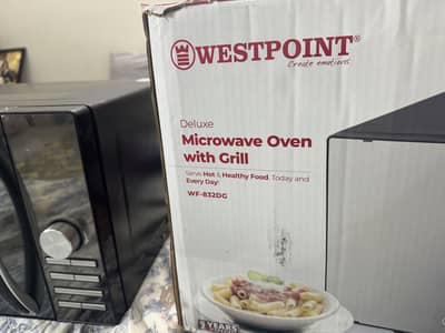 Deluxe Microwave Oven with Grill