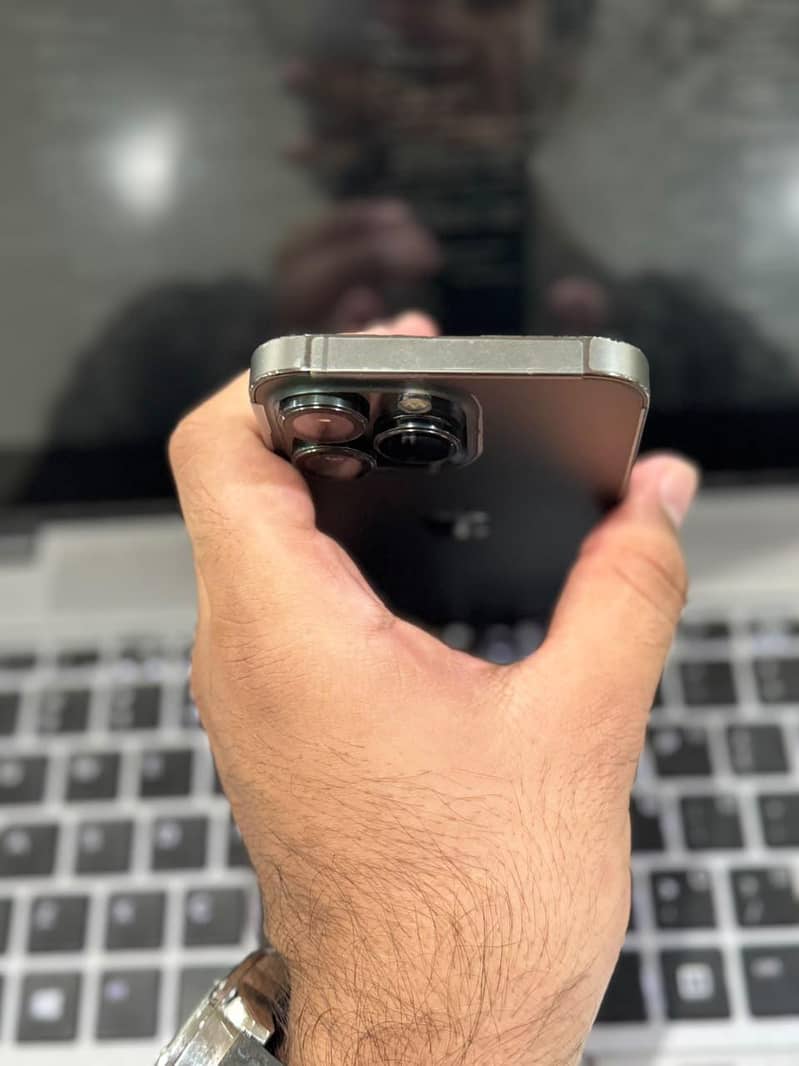 Apple iPhone 13 Pro jv 3