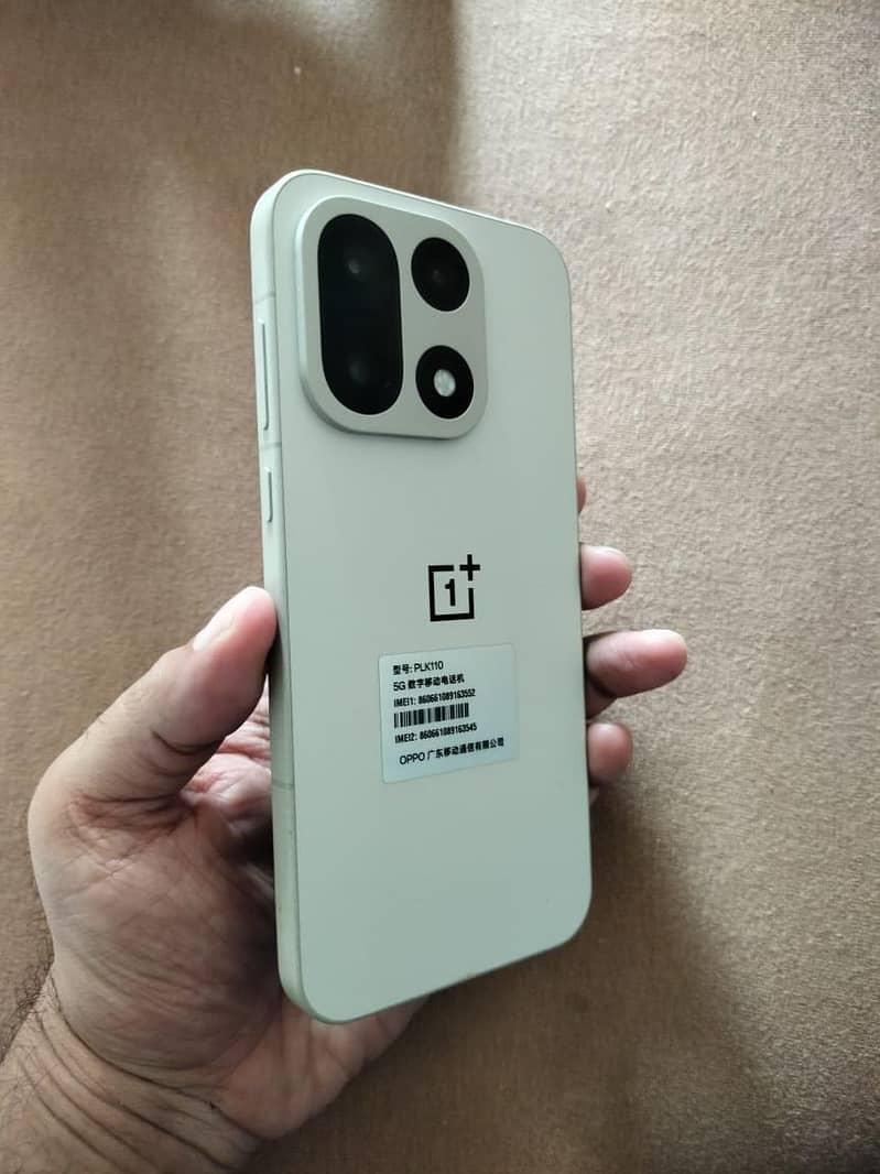 One Plus 15 3