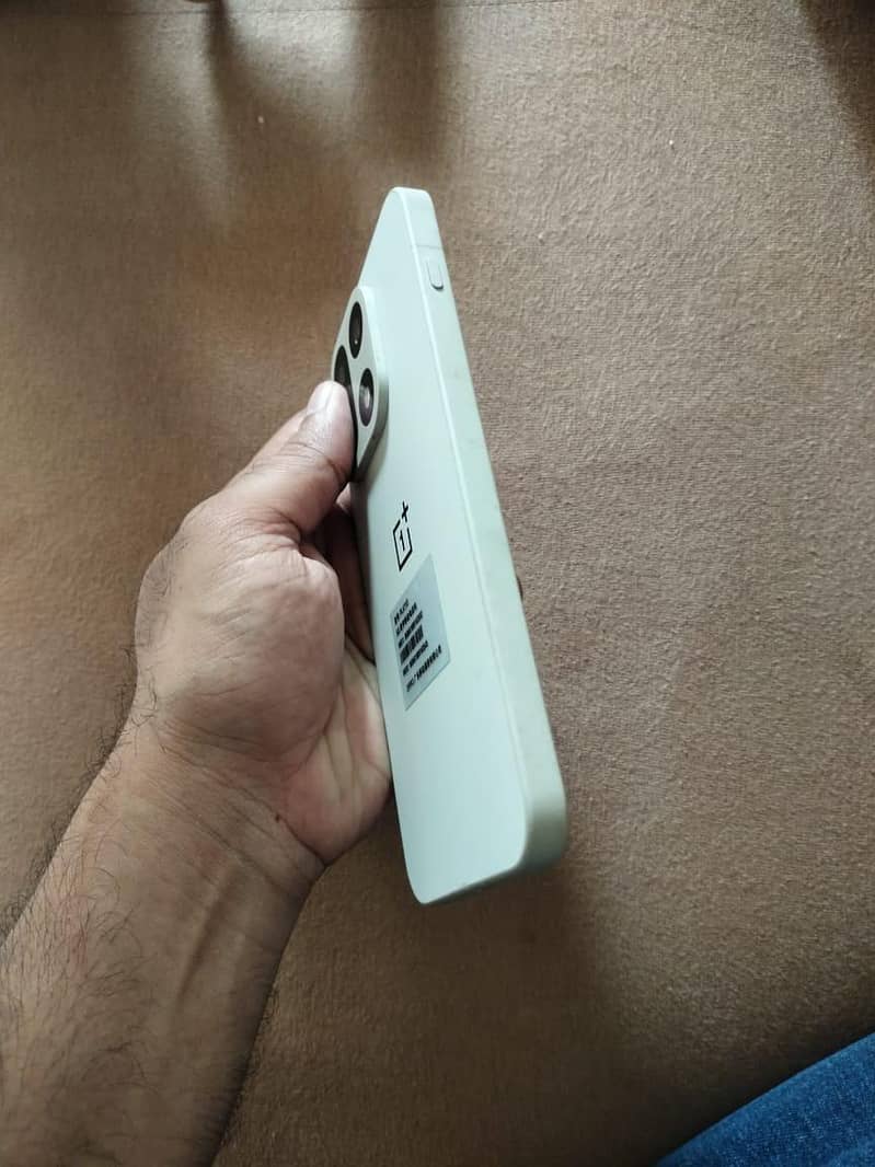 One Plus 15 4