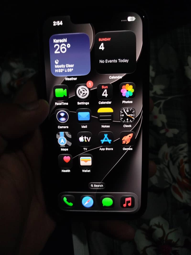 Apple iPhone 13 1