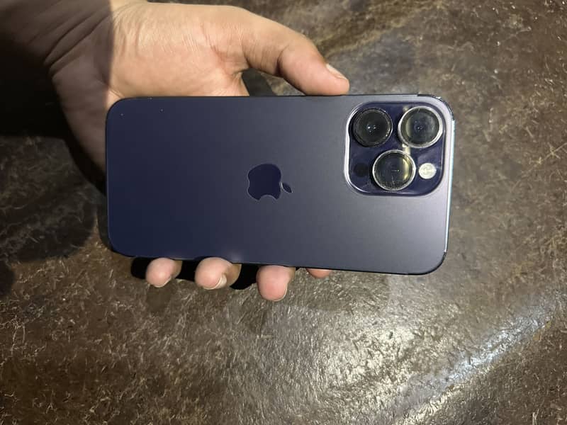 Apple iPhone 14 Pro Max 2