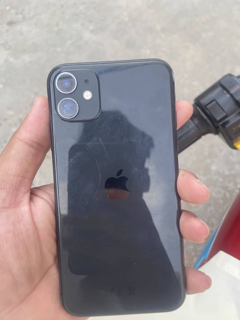 Apple iPhone 11 0