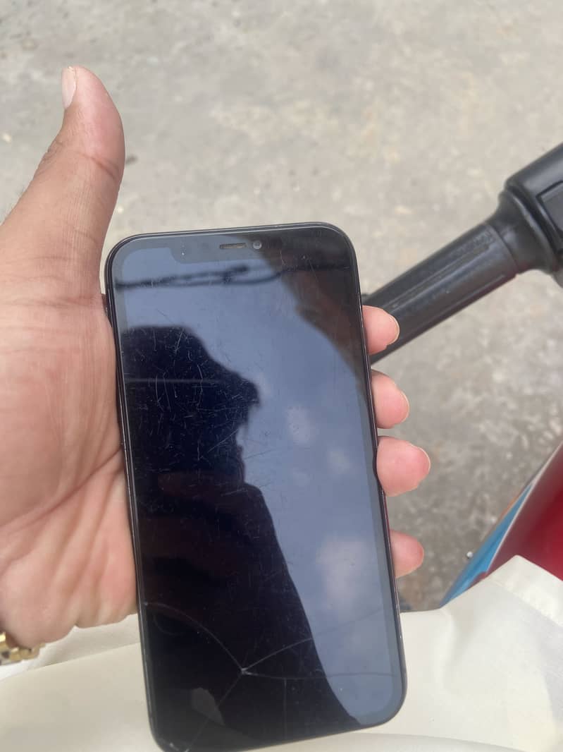 Apple iPhone 11 2