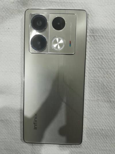 Infinix Note 40
