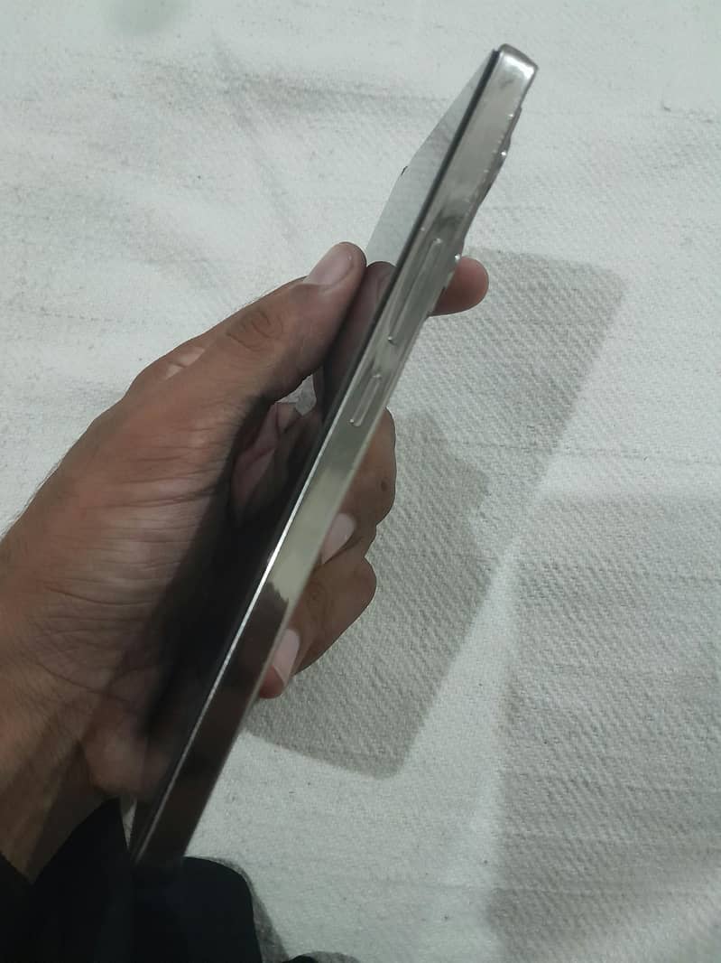 Infinix Note 40 2