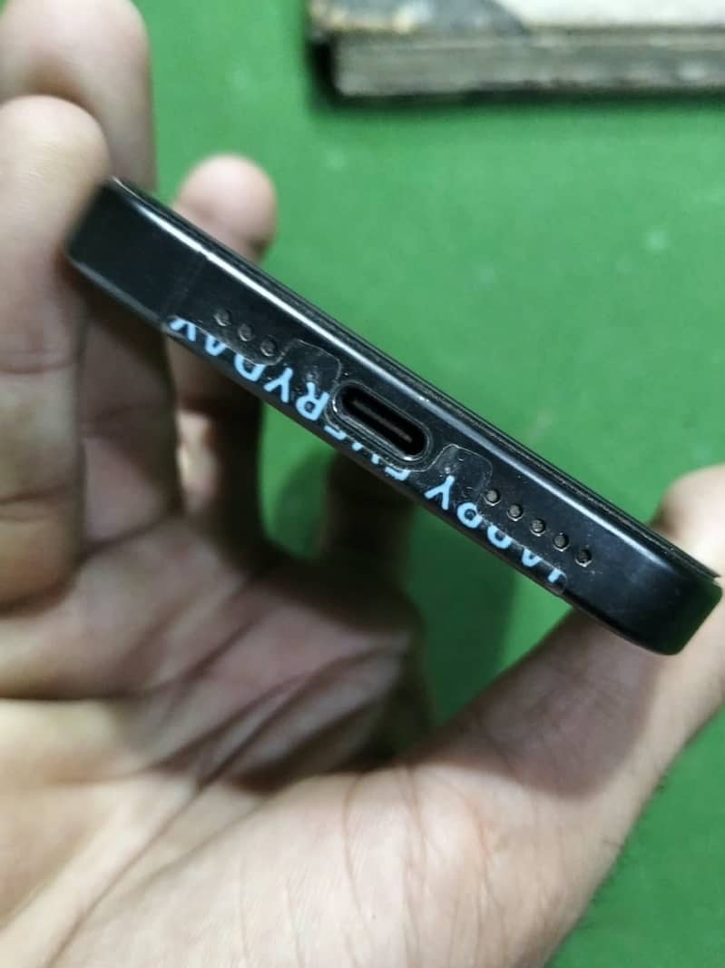 Apple iPhone 15 Pro 1