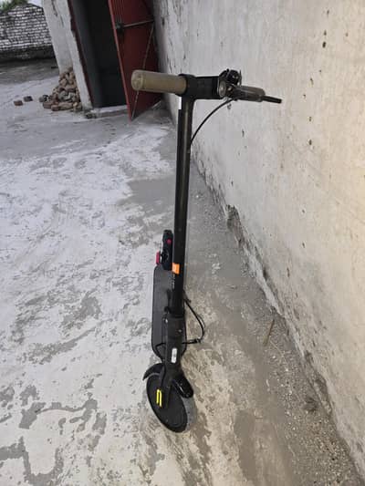 electric scoote model s1