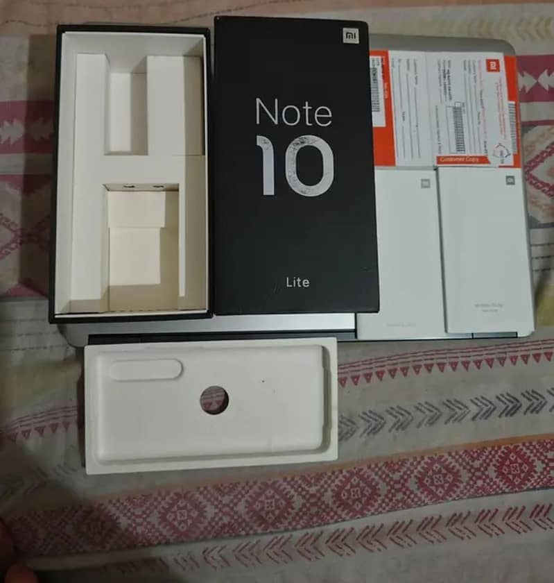 Xiaomi Mi Note 10 Lite 4