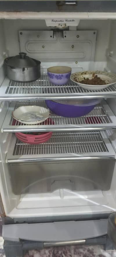 Dawlance double door refrigerator ,5 years used,Urgent sale