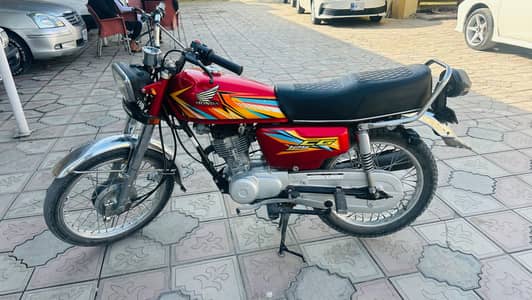 honda cg 125  2022 black colour