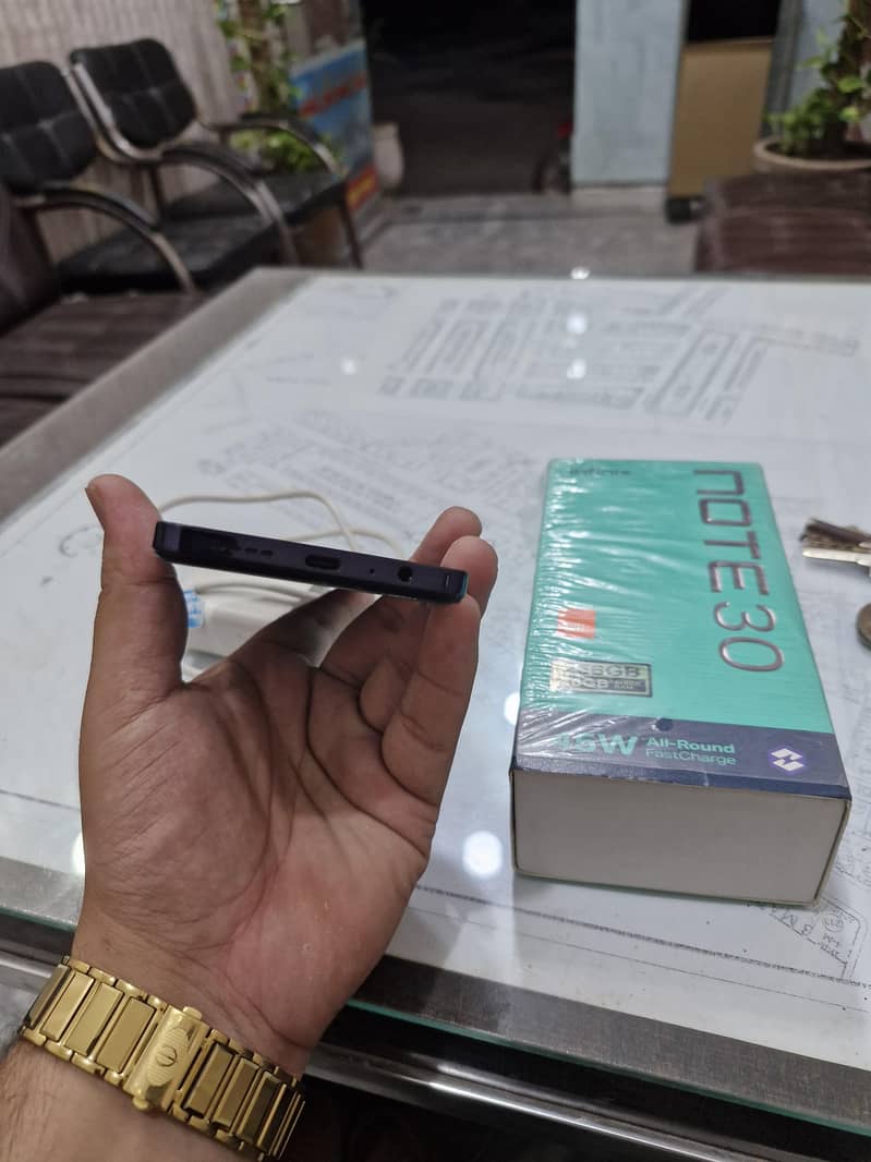 Infinix Note 30 3