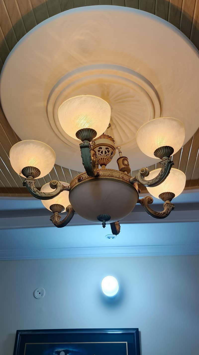 Chandelier 2