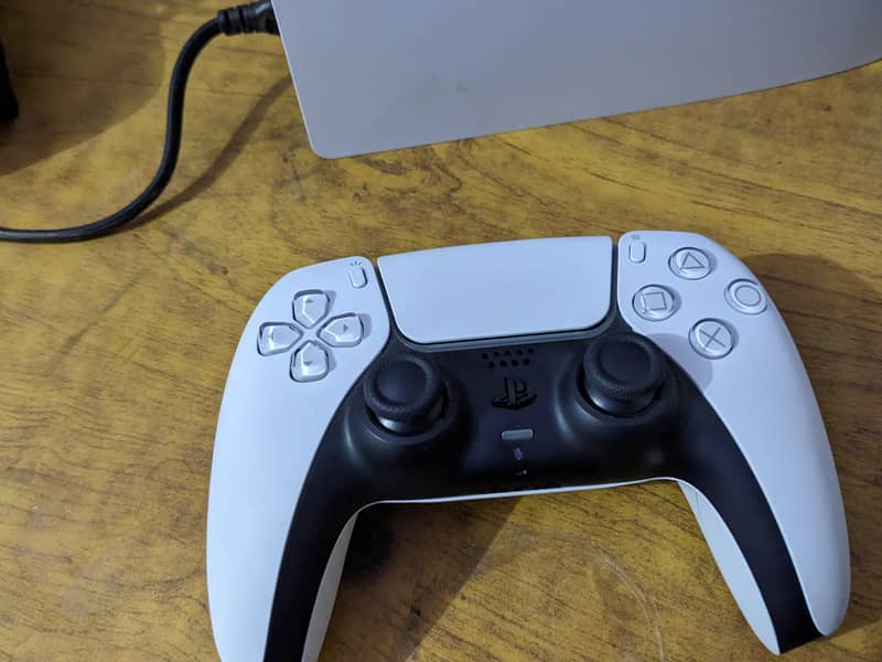 ps5 with 2 controller 9