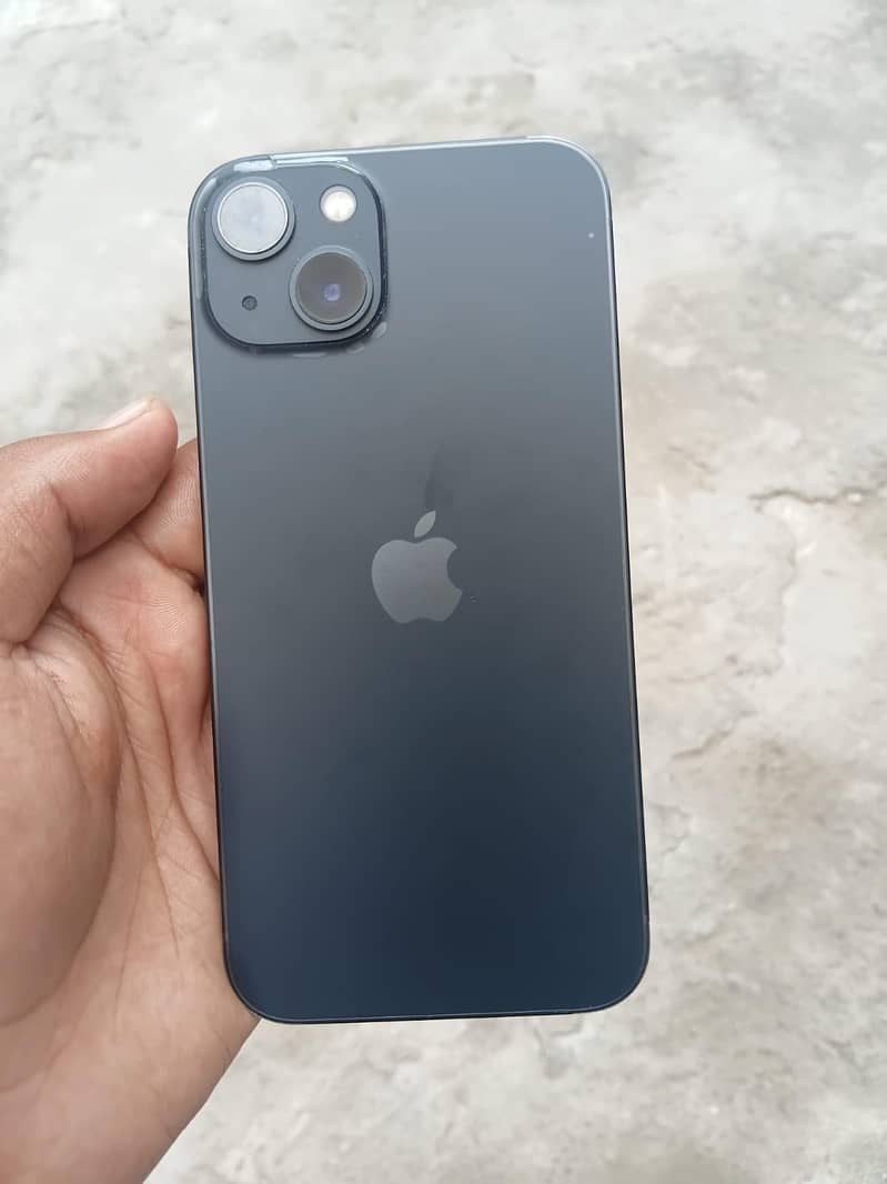 Apple iPhone 13 2