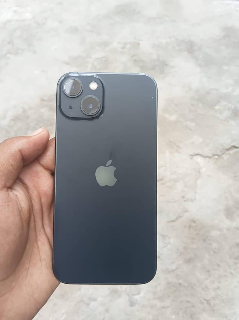 Apple iPhone 13 5